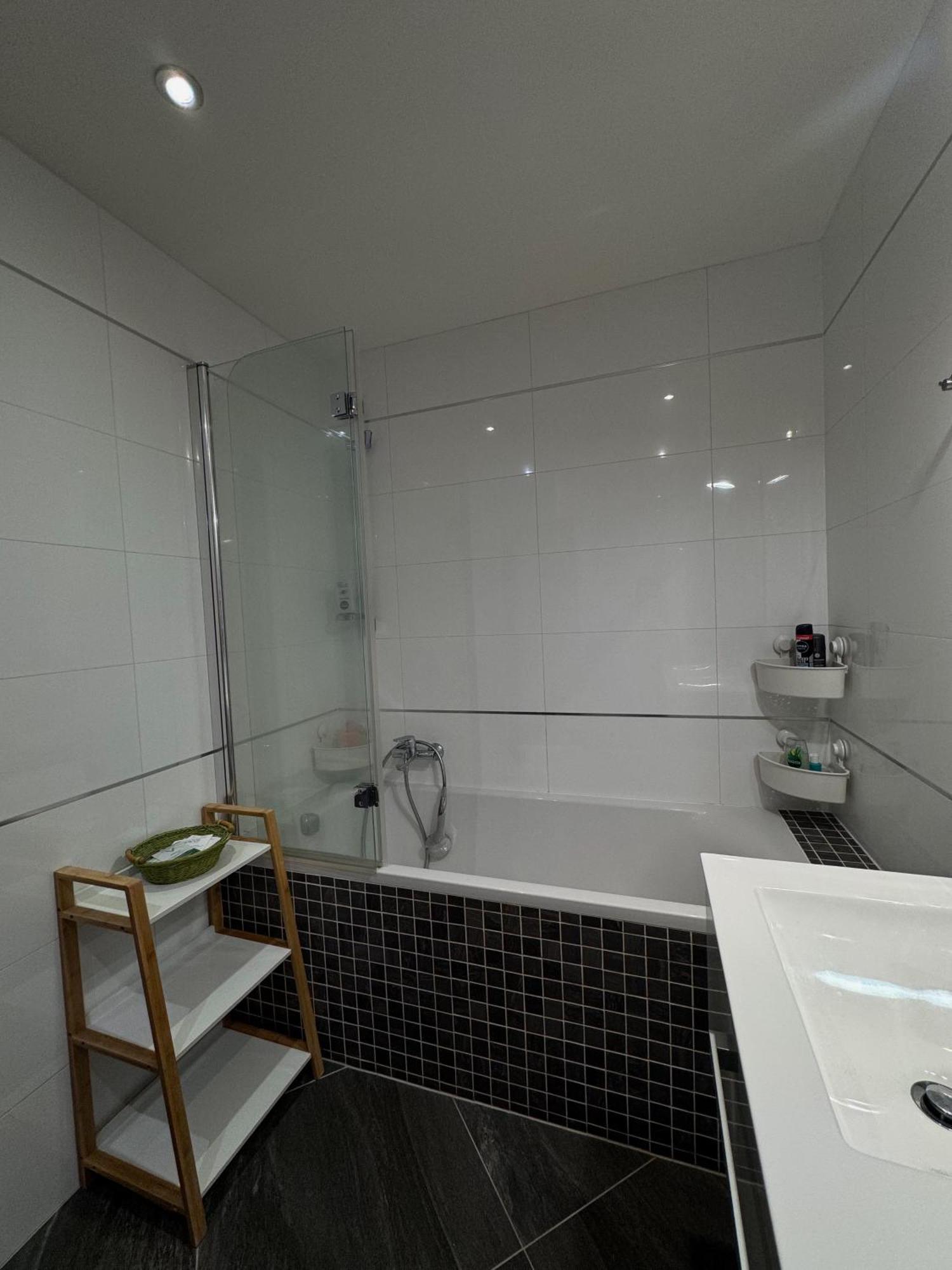 Apartman Palma - 15 Min Od Centra Prahy ปราก ภายนอก รูปภาพ